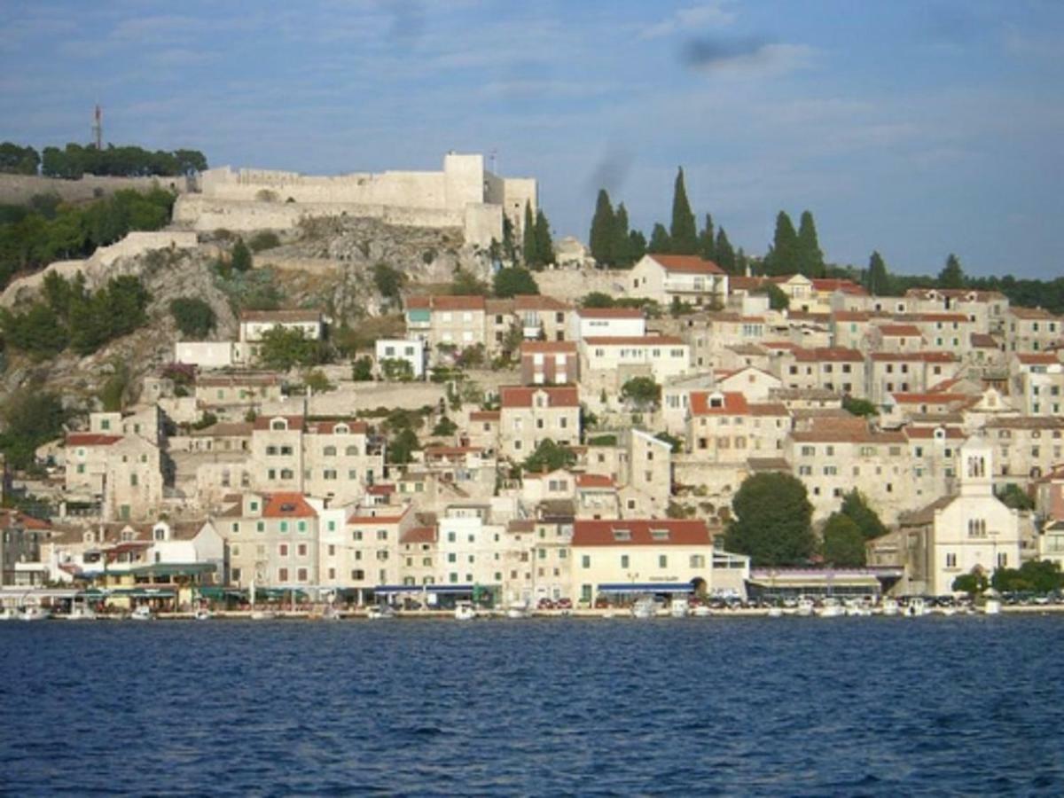 Studio Apartment Gray Sibenik Exterior photo